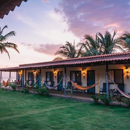 Beach Break Hotel & Surf Camp De بلايا فيناو المظهر الخارجي الصورة