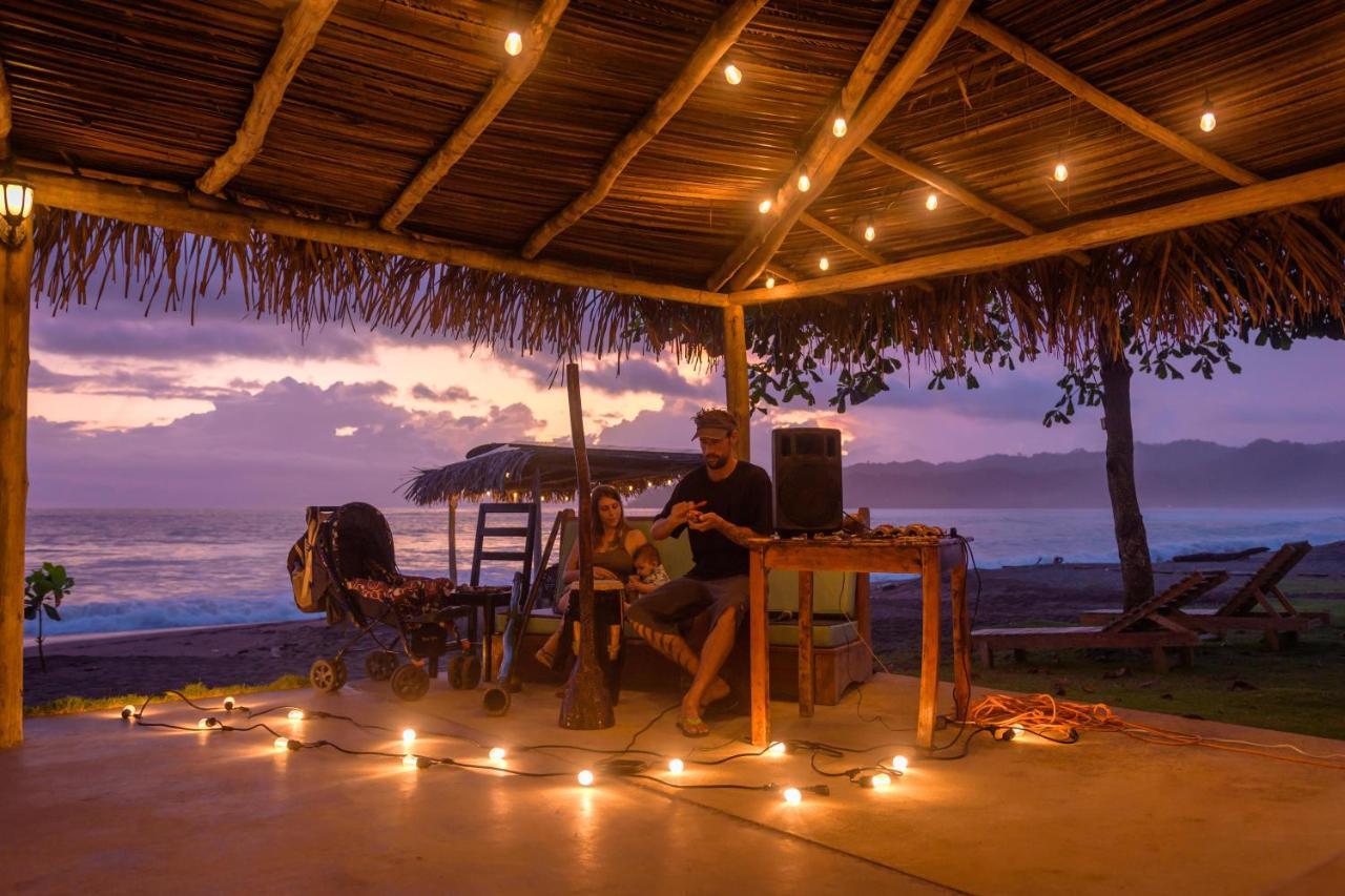 Beach Break Hotel & Surf Camp De بلايا فيناو المظهر الخارجي الصورة