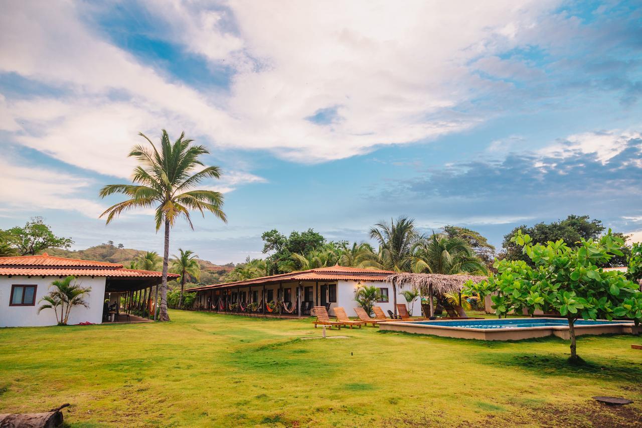 Beach Break Hotel & Surf Camp De بلايا فيناو المظهر الخارجي الصورة
